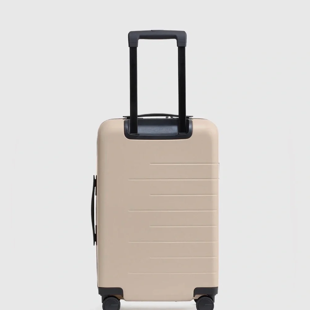 Quince Small Carryon Suitcase in Tan (no bundles)